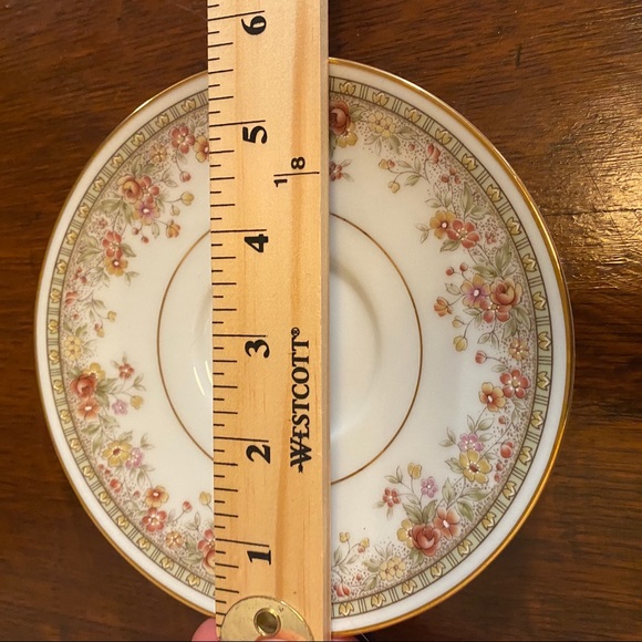 SALE Morning Jewel Place 5 Piece Place Setting - Picture 13 of 13